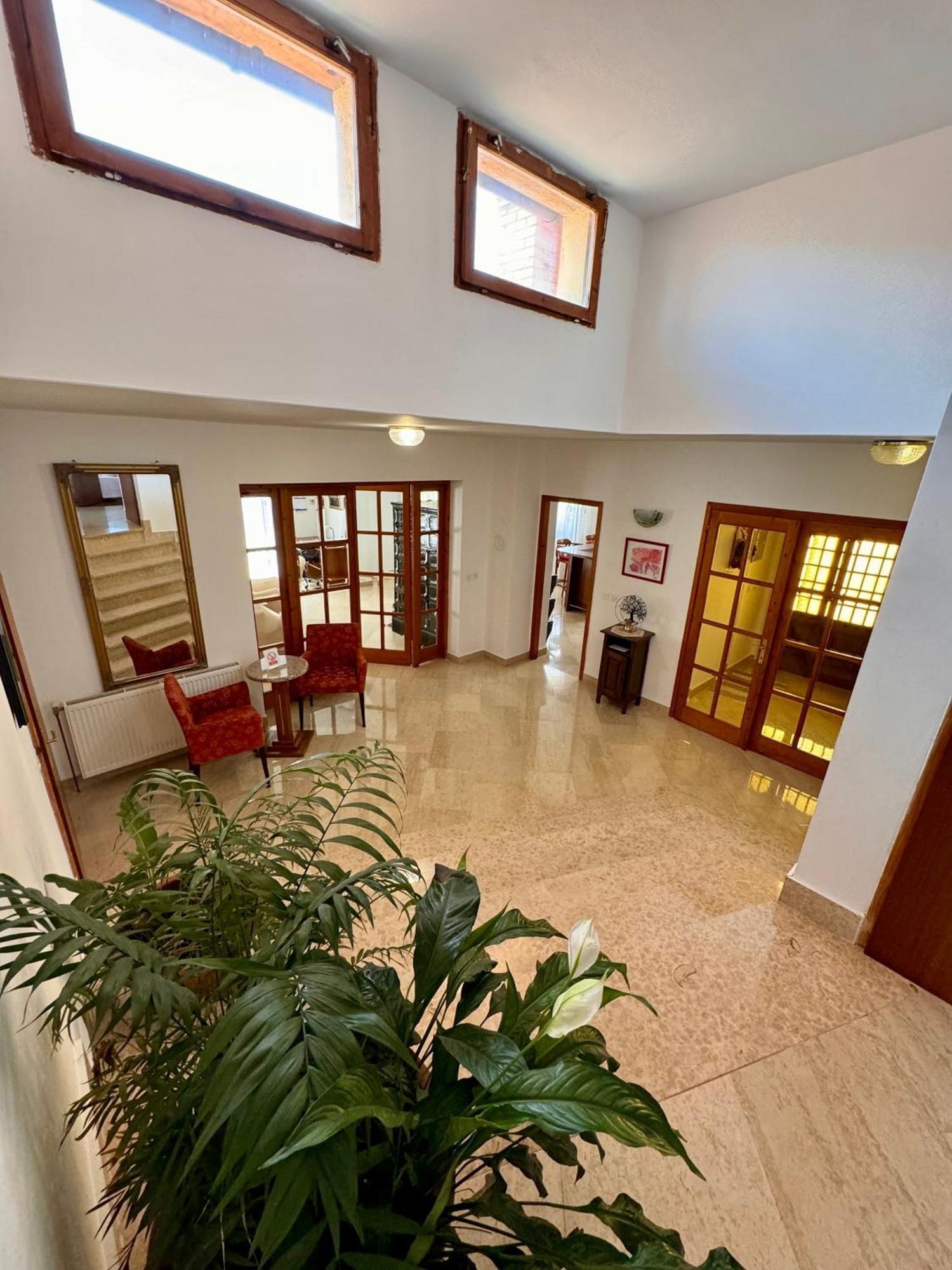 באלה Apartman Ostrea *** מראה חיצוני תמונה