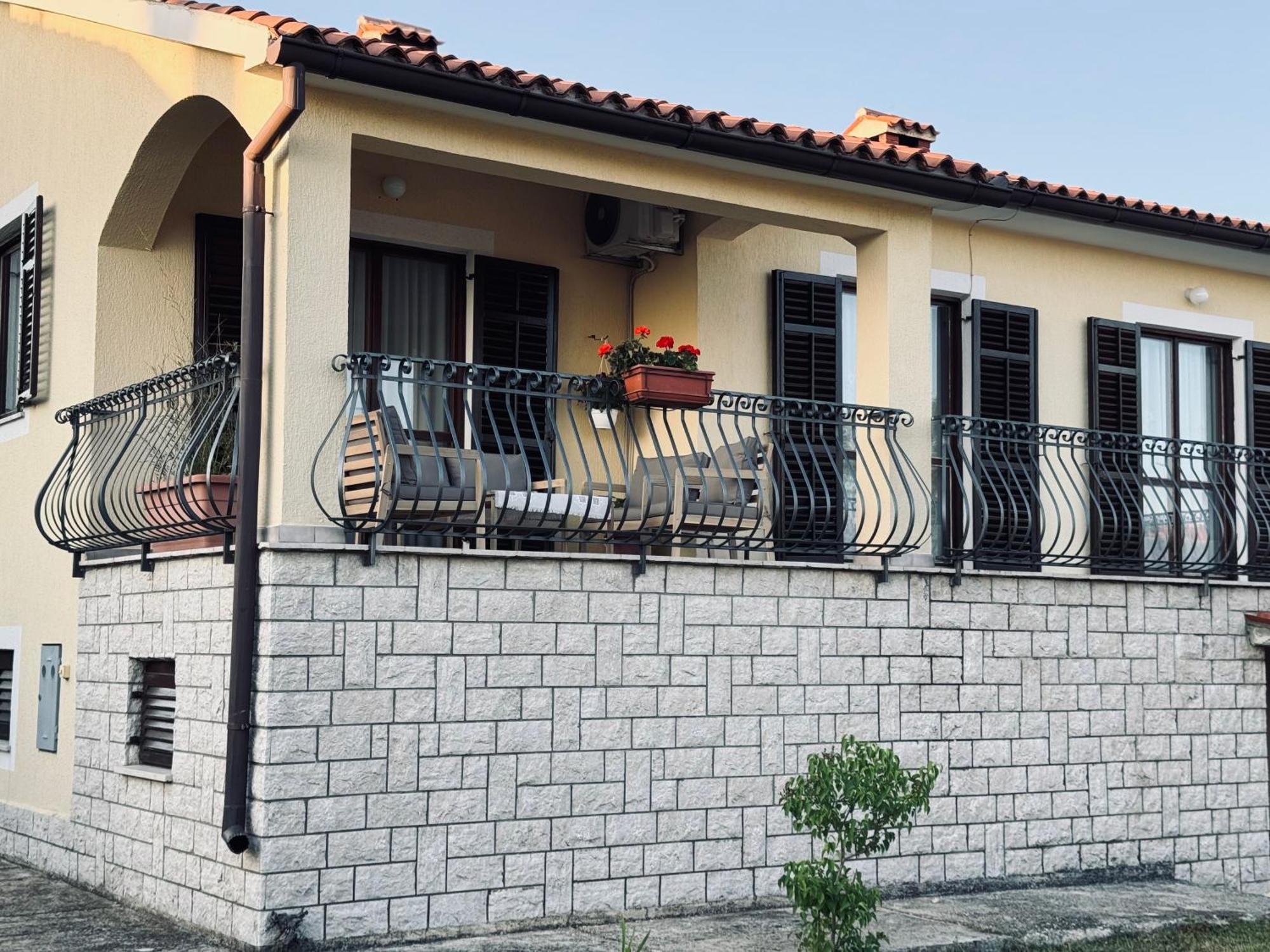 באלה Apartman Ostrea *** מראה חיצוני תמונה